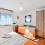 Nature Hideaway Homes With Sauna - Two Bedroom Holiday home Slap ob Idrijci