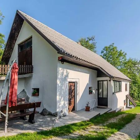 Nature Hideaway Homes With Sauna - Two Bedroom Slap ob Idrijci