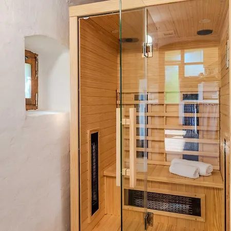 Nature Hideaway Homes With Sauna - Two Bedroom بيت للعطل *