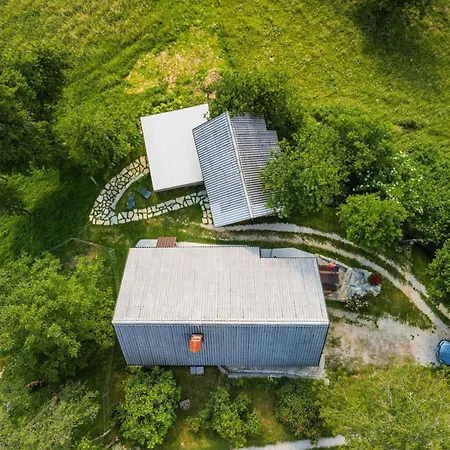 Nature Hideaway Homes With Sauna - Two Bedroom Slap ob Idrijci
