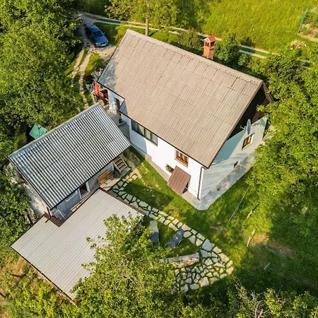 بيت للعطل Nature Hideaway Homes With Sauna - Two Bedroom Slap ob Idrijci