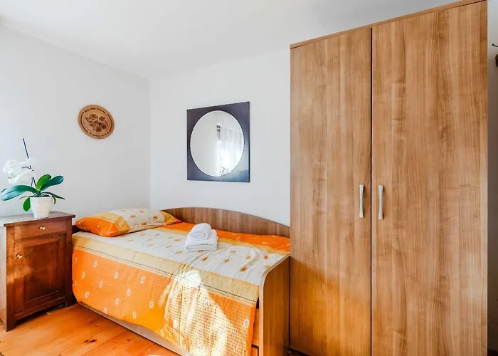 Nature Hideaway Homes With Sauna - Two Bedroom *