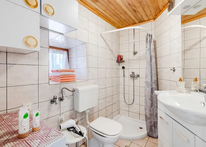 Nature Hideaway Homes With Sauna - Two Bedroom